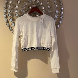 NWT Hollister crop sweater